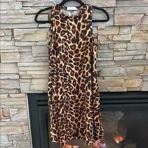 Leopard Print Sleeveless Shift Dress